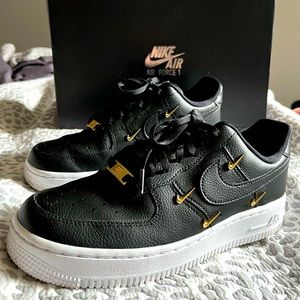 Nike Air Force 1 ‘07 Sisterhood LX